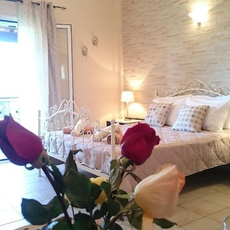Anelia Apartment Dassia  Bagian luar foto