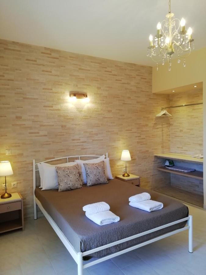 Anelia Apartment Dassia  Bagian luar foto