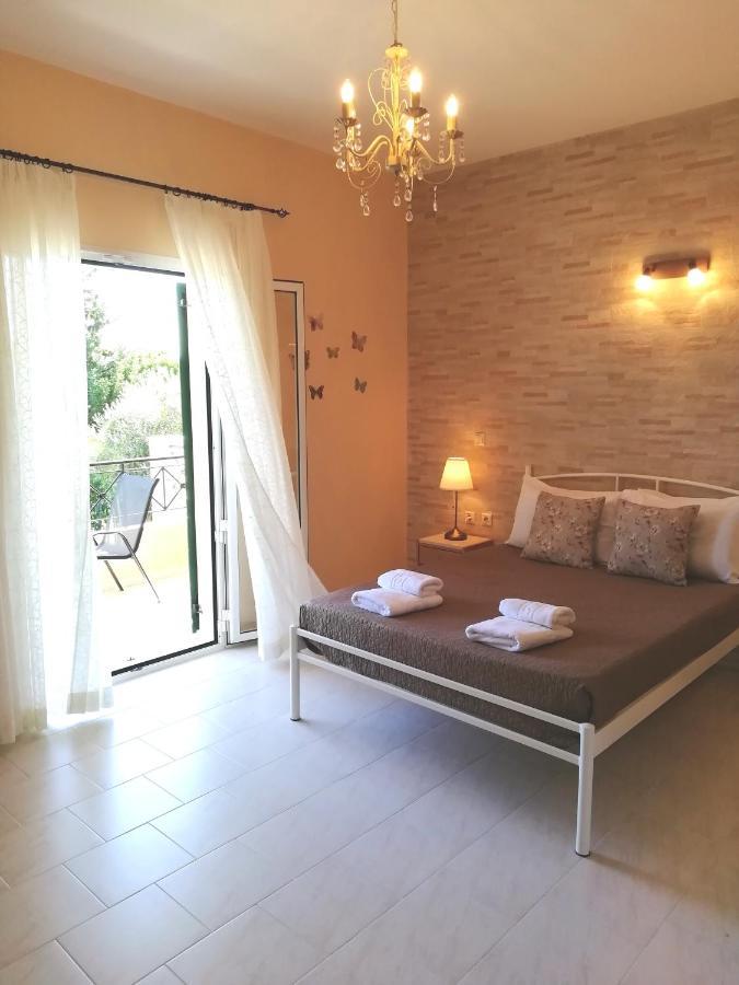 Anelia Apartment Dassia  Bagian luar foto